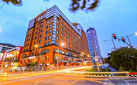 Bayview Park Hotel Manila Exterior photo