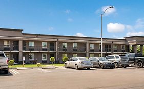 Clarion Inn & Suites Russellville I-40 Exterior photo