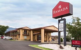 Ramada By Wyndham Flagstaff East Hotel Exterior photo