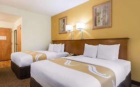 Quality Inn & Suites Near The Theme Parks Orlando Exterior photo