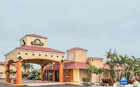 Days Inn By Wyndham Fort Myers Exterior photo
