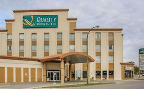 Quality Inn & Suites Winnipeg Exterior photo