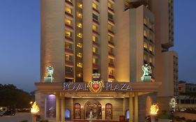 Hotel The Royal Plaza New Delhi Exterior photo
