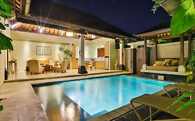Disini Luxury Spa Villas-Chse Certified Seminyak (Bali) Exterior photo