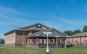 Days Inn By Wyndham Perryville Exterior photo