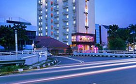 Favehotel Tanah Abang - Cideng Jakarta Exterior photo