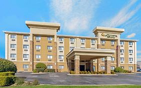 La Quinta Inn & Suites By Wyndham Midwest City - Tinker Afb Exterior photo