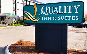 Quality Inn & Suites Everett Exterior photo
