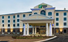 Holiday Inn Express & Suites Aiken, An Ihg Hotel Exterior photo