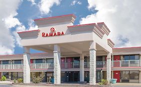 Ramada By Wyndham Edgewood Hotel & Conference Center Exterior photo