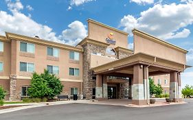 Comfort Inn & Suites Brighton Denver Ne Medical Center Exterior photo