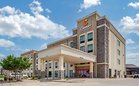 Comfort Inn & Suites Avera Southwest Sioux Falls Exterior photo