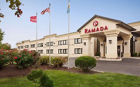 Ramada By Wyndham Newark/Wilmington Hotel Exterior photo