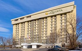 La Quinta By Wyndham Springfield Hotel Exterior photo