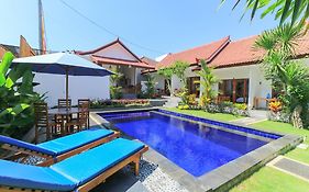 Pererenan Nengah Guesthouse Canggu (Bali) Exterior photo