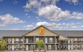 Super 8 By Wyndham Fort Mcmurray Motel Exterior photo