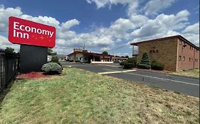 Economy Inn East Hartford Exterior photo