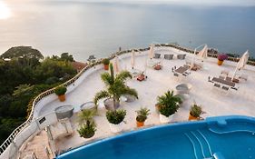 Grand Miramar All Luxury Suites & Residences Puerto Vallarta Exterior photo
