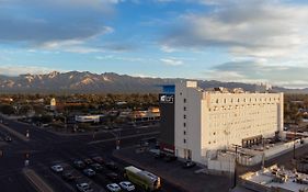 Aloft Tucson University Hotel Exterior photo