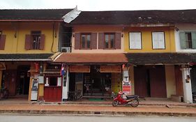 Salakphet Guesthouse Luang Prabang Exterior photo