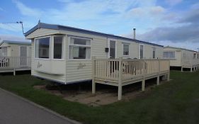 8 Berth On Coastfields Hotel Ingoldmells Exterior photo