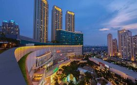 Pullman Jakarta Central Park Hotel Exterior photo