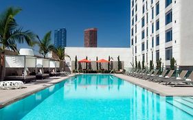 Courtyard By Marriott Los Angeles L.A. Live Exterior photo