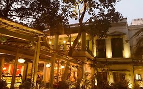 The Elgin Fairlawn, Kolkata Hotel Exterior photo