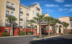 Fairfield Inn & Suites By Marriott Charleston North/Ashley Phosphate Exterior photo