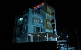The White Orchid Luxury Service Apartments Kochi Exterior photo