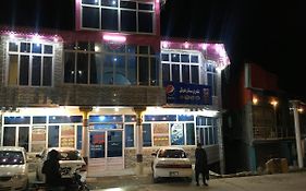 Three Star Hotel & Rest Malam Jabba Exterior photo