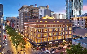 Courtyard By Marriott Denver Downtown Exterior photo