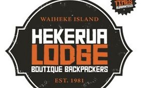Hekerua Lodge Backpackers Hostel Waiheke Island Oneroa Exterior photo