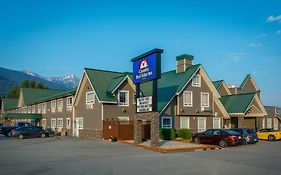 Canadas Best Value Inn Valemount Exterior photo