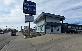 Richmond Inn And Suites Exterior photo