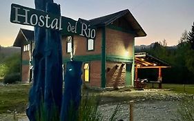Hostal Del Rio El Bolson Exterior photo