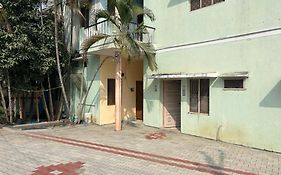 Anbu Ramana Guest House Tiruvannamalai Exterior photo