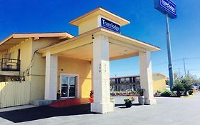 Travelodge By Wyndham New Braunfels Exterior photo