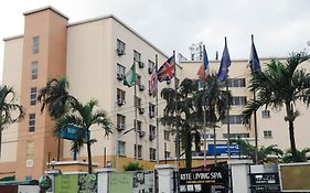 Golden Tulip Hotel Port Harcourt -Gtph Exterior photo