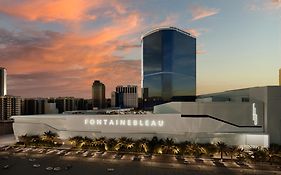 Fontainebleau Las Vegas Exterior photo