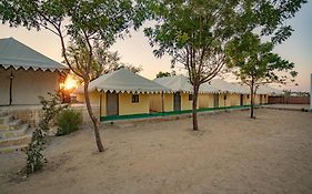 Dynasty Desert Camp Sam Exterior photo