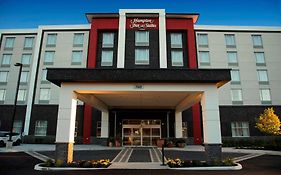 Hampton Inn & Suites By Hilton Thunder Bay Exterior photo
