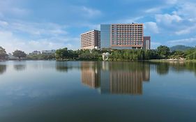 Doubletree By Hilton Hotel Guangzhou-Science City-Free Shuttle Bus To Canton Fair Complex And Dining Offer Exterior photo