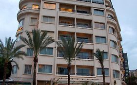 Warwick Palm Beach Hotel Beirut Exterior photo