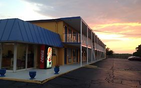 Belmont Inn And Suites Hampton Exterior photo