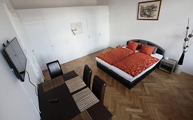 Carpe Diem Prague Apartment Room photo
