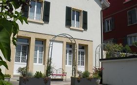 Guest House - Maison D'Hotes "Relais Des Saars" Neuchatel Exterior photo