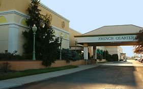 Holiday Inn Perrysburg-French Quarter Exterior photo
