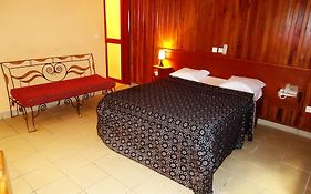 Saffana Hotel Douala Room photo