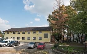 Hostel M Maribor Exterior photo